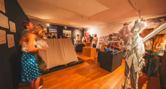 1645: Staň se součástí příběhu obléhání